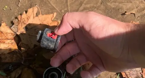 Счупеният поливник , който стана причина за наводнението в Ларгото.					Снимка: Община Русе