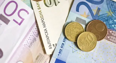 53% от българите предпочитат лева пред еврото
