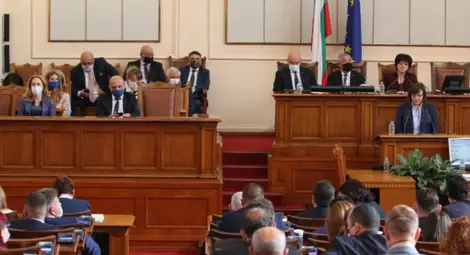 Томислав Дончев: Оставаме на власт, докато не се скъса връзката с обществото