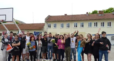 Директорът на ПГВДА Галя Тодорова към зрелостниците: Не се примирявайте с малкото, с посредственото! Посрещайте достойно предизвикателствата