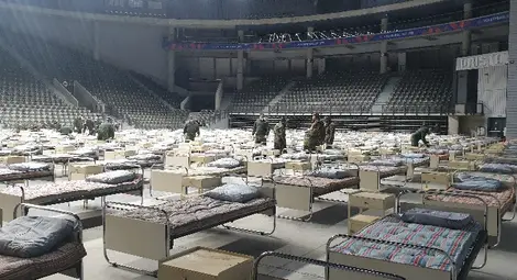 Военни превърнаха Спортната зала  в полева болница с 300 легла