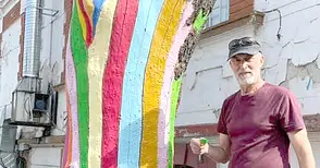 Ехо от първия протестен еко хепънинг в Русе: Другарю офицер, какво правите тука? Опаковаме дърветата, акцията се нарича „Повикана пролет“