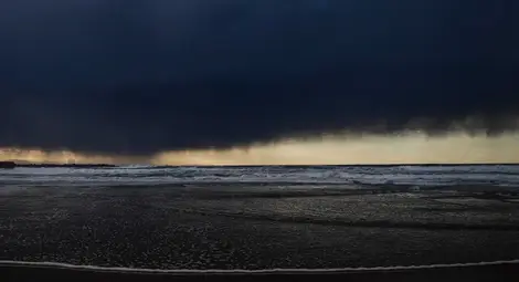 По-хладна седмица, валежи - във вторник и сряда