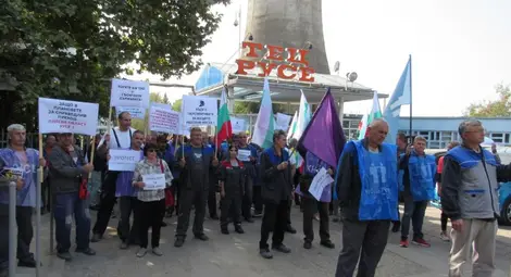 Директорът на „Топлофикация“: Никой от властта не реагира на опасността Русе да остане без парно през 2026 година Директорът на „Топлофикация“: Никой от властта не реагира на опасността Русе да остане без парно през 2026 година