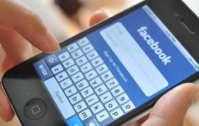 Забраниха Фейсбук на македонските свещеници