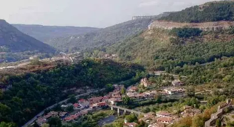 Асансьор ще качва туристи на Трапезица за 3 минути 