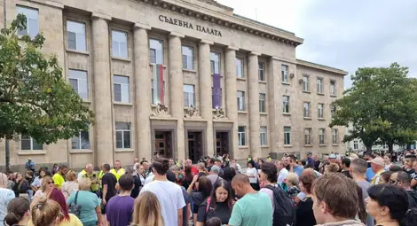 Протестът по случая &bdquo;Кожухаров&ldquo;: Искаме да знаем цялата истина, а не да ни се представят различни версии