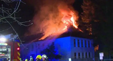 Подпалиха още един бежански център в Германия