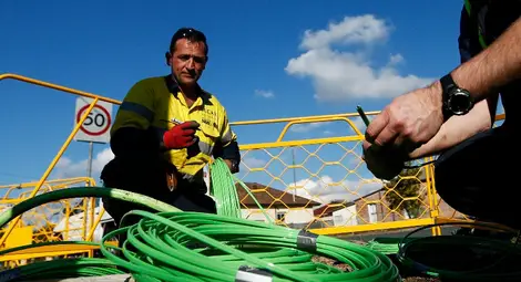 Силистра, Добрич и Кърджали стават част от оптичната мрежа на VIVACOM