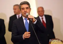 Плевнелиев: Универсалната рецепта е "чрез просвета за България"