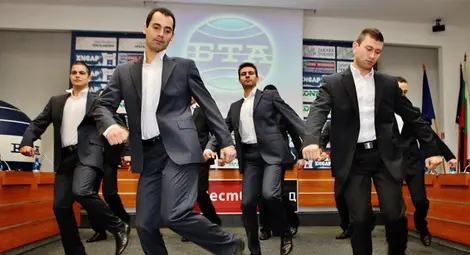 &bdquo;Ричмарт&ldquo; награждава с 2000 лева клипове с народни танци в костюми