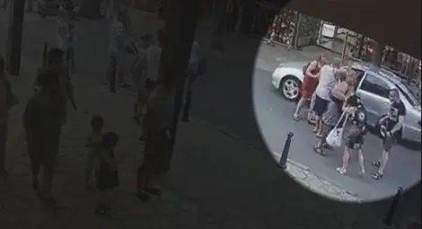 Нападналият незрящи туристи в Несебър излиза от ареста &ndash; имал заболявания