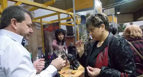 Рекорд - по 8500 посетители дневно идват на  мегафорума за агробизнес, вино и храни в Пловдив