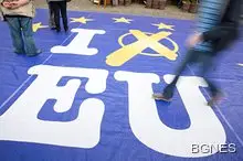 Гласуването в 21 страни на ЕС е към своя край