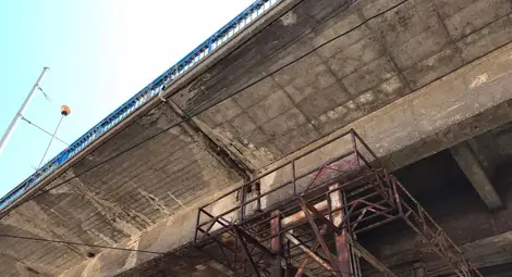 Пускат обходен маршрут по „България“ след затварянето на Сарайския мост Пускат обходен маршрут по „България“ след затварянето на Сарайския мост