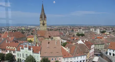 Сибиу - градът на &bdquo;къщите с очите&ldquo; и първите неща в Румъния