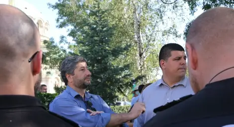 Христо Иванов: Борисов се скри. Абсолютен позор