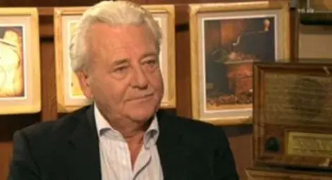 Асен Агов се ослушва дали ще го вземат на работа в телевизията 