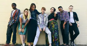 Гледната точка на 20-годишните: За децата, които копнеят по времена, в които още не са били родени