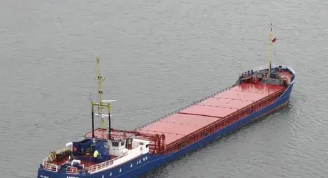 Двама турски моряци са паднали зад борда на кораб във Варненското езеро, единият е загинал