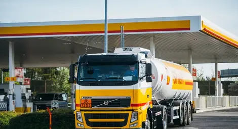 Най-голямата бензиностанция на Shell в света отново отваря врати за превозвачи от България и други европейски страни 