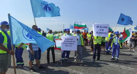 Каскадни пътни блокади днес в Русе и региона Каскадни пътни блокади днес в Русе и региона