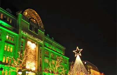 Дядо Коледа уволнен в Берлин, бил скъп Дядо Коледа уволнен в Берлин, бил скъп