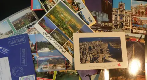 Фенове на пощенските картички се включват в международна размяна