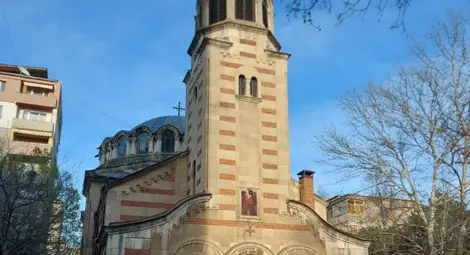 Построената с дарения преди близо век църква &bdquo;Свето Успение Богородично&ldquo; има нужда от ремонт, за да продължи да служи на вярата и на хората.