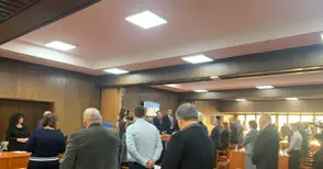 Заплатите на съветниците растат с над 10%