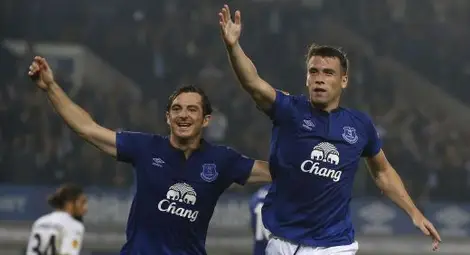 Евертън се завърна с гръм и трясък в Европа