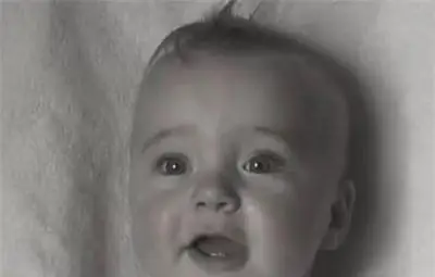 Баща снима дъщеря си в продължение на 14 години, вижте резултата /видео/ Баща снима дъщеря си в продължение на 14 години, вижте резултата /видео/