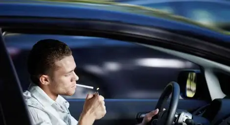 Пушенето в автомобил три пъти по-опасно