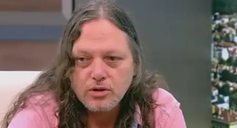 Нидал Алгафари търсил всички институции заради брат си, изгонен от басейн