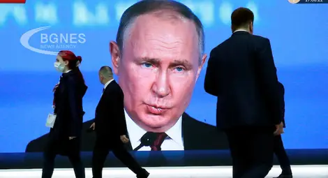 Politico: Пропагандата на Путин удря ЕС, докато Брюксел спи Politico: Пропагандата на Путин удря ЕС, докато Брюксел спи