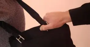 Мъжко момиче взе страха на уличен нападател