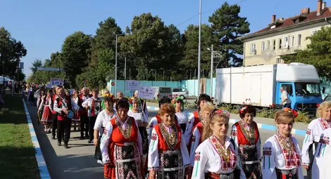 2000 самодейци се стекоха на десетия боровски фест &bdquo;От Дунав до Балкана&ldquo;