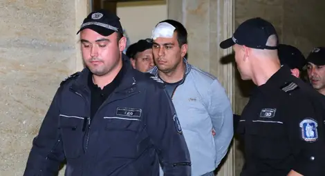 Съдът решава мярката Викторио, задържан за убийството на детето си и приятелката си