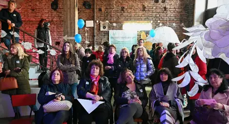 Част от публиката.          Снимка: Иво БОТЕВ