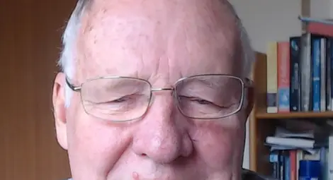 Д-р Фил Бъджел