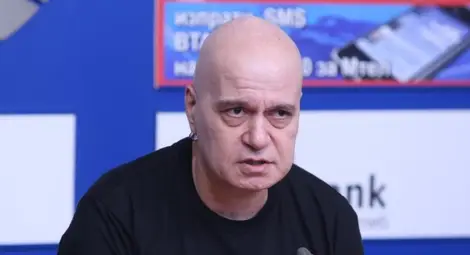 Слави Трифонов купи тв "Стара Загора", мести я в София Слави Трифонов купи тв "Стара Загора", мести я в София