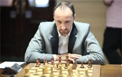 Топалов губи от Ананд