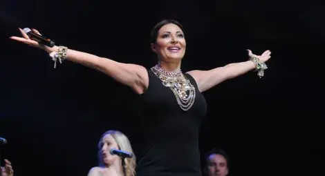 Цеца Величкович открива трибуна &bdquo;Моци&ldquo;