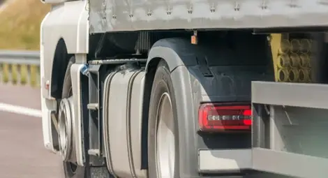 Шофьор зарязал карантината и тръгнал с тира за чужбина Шофьор зарязал карантината и тръгнал с тира за чужбина