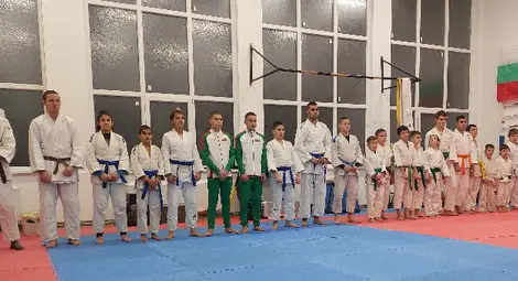 Двама шампиони от СК &bdquo;Динамо&ldquo; бяха наградени от кмета на Русе Пенчо Милков