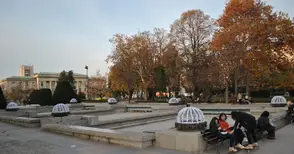 Триметров Дядо Коледа ще събира  писмата с желания на децата в Русе