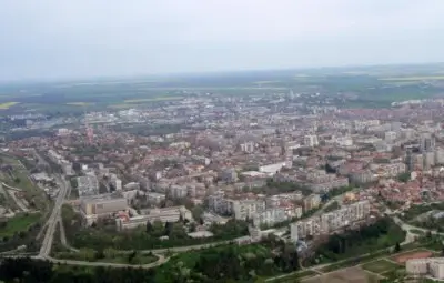 Добрич с най-ниска безработица