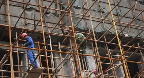 Строителството се  оттласна от дъното