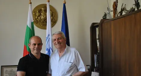 Златна значка &bdquo;Русе&ldquo; за Стефан Ганев-Полковника