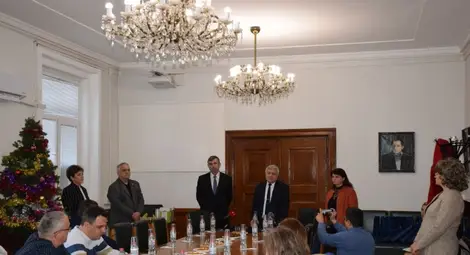 Акад. Белоев и проф. Кангалов говориха за предстоящите проекти на Русенския университет. Снимка: РУ